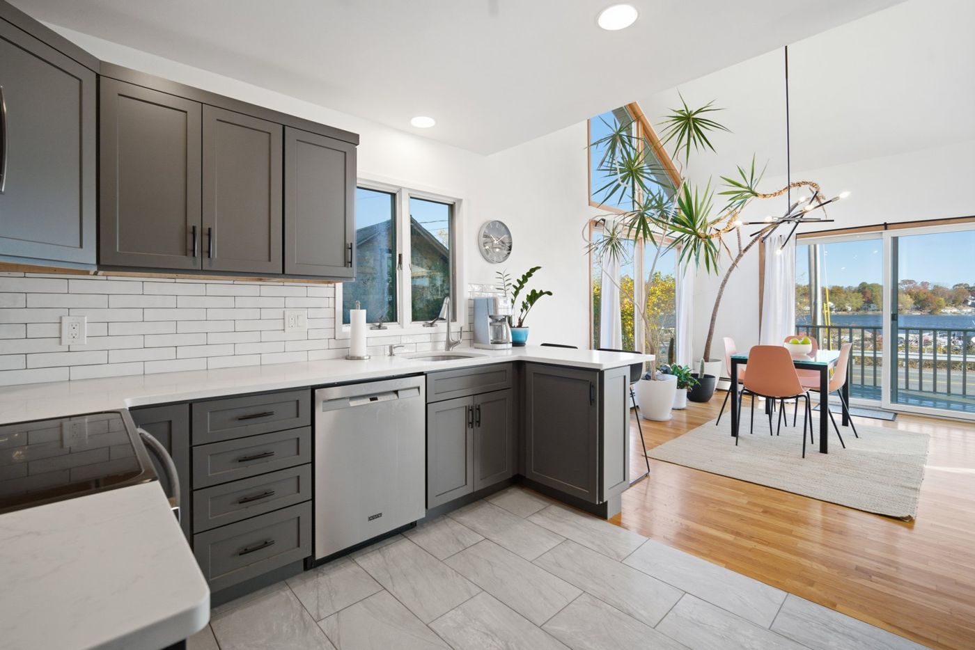 Vacation rental kitchen with lake view